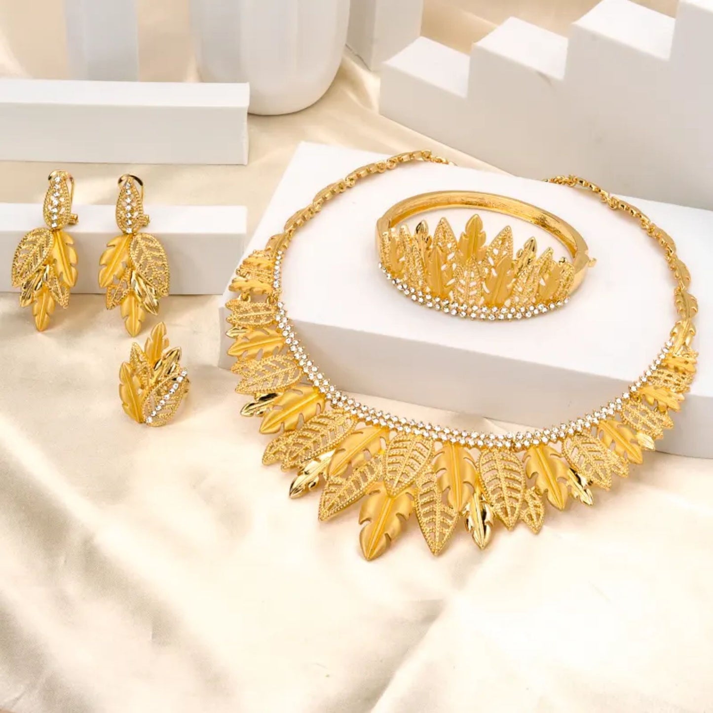18K Gold Plated Jewelry Set Style JLRS0243