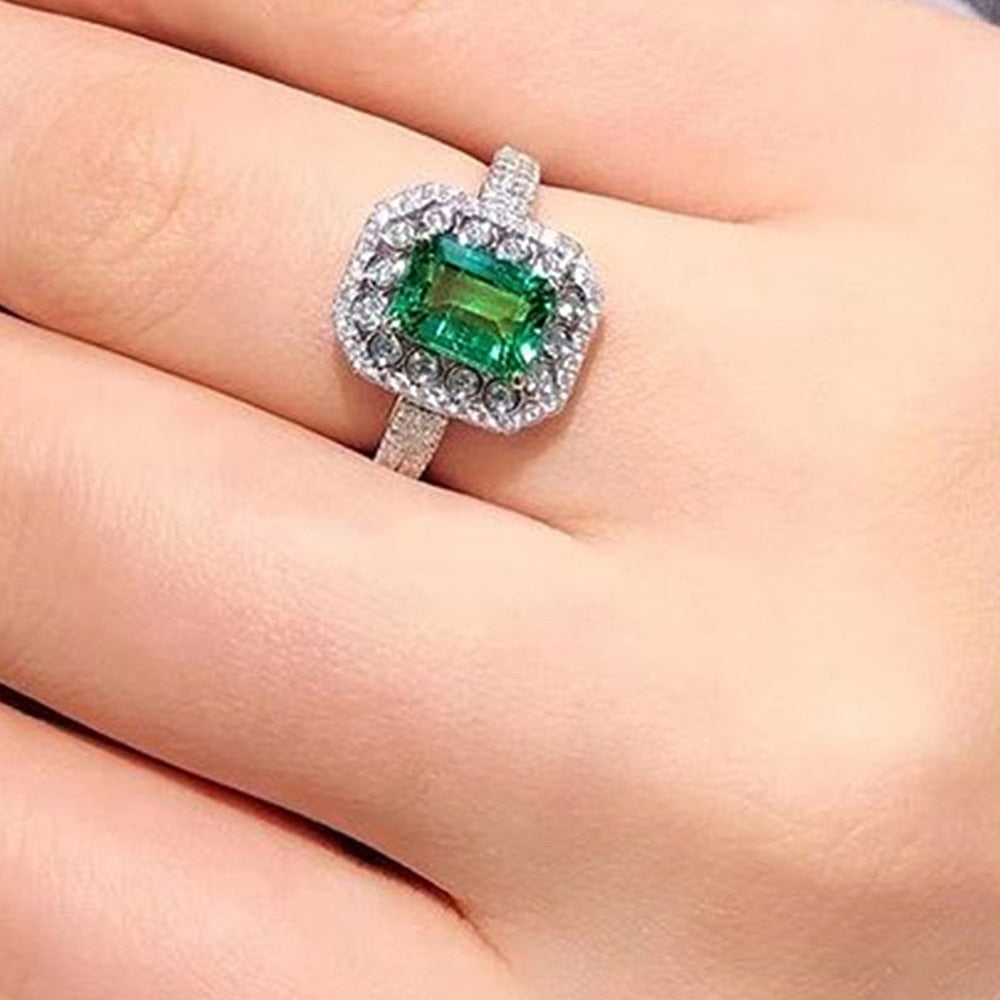 New Design Green Cubic Zirconia Rings Women Wedding Ceremony Party Luxury Fashion Finger Accessories Brilliant Jewelry