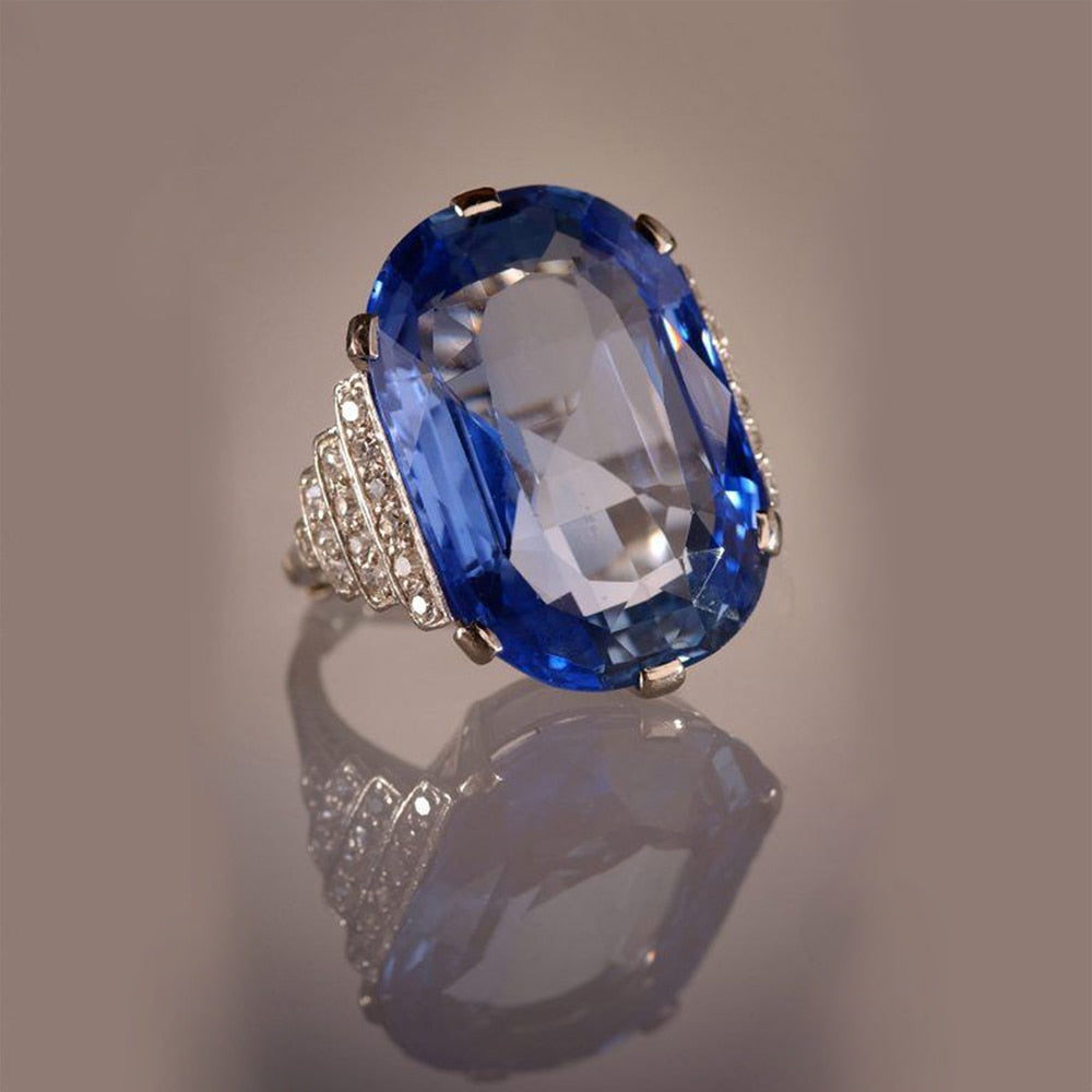 Gorgeous Big Oval Blue CZ Rings for Lady Anniversary Party Luxury Elegant Female Rings Nice Birthday Gift Fashion Jewelry