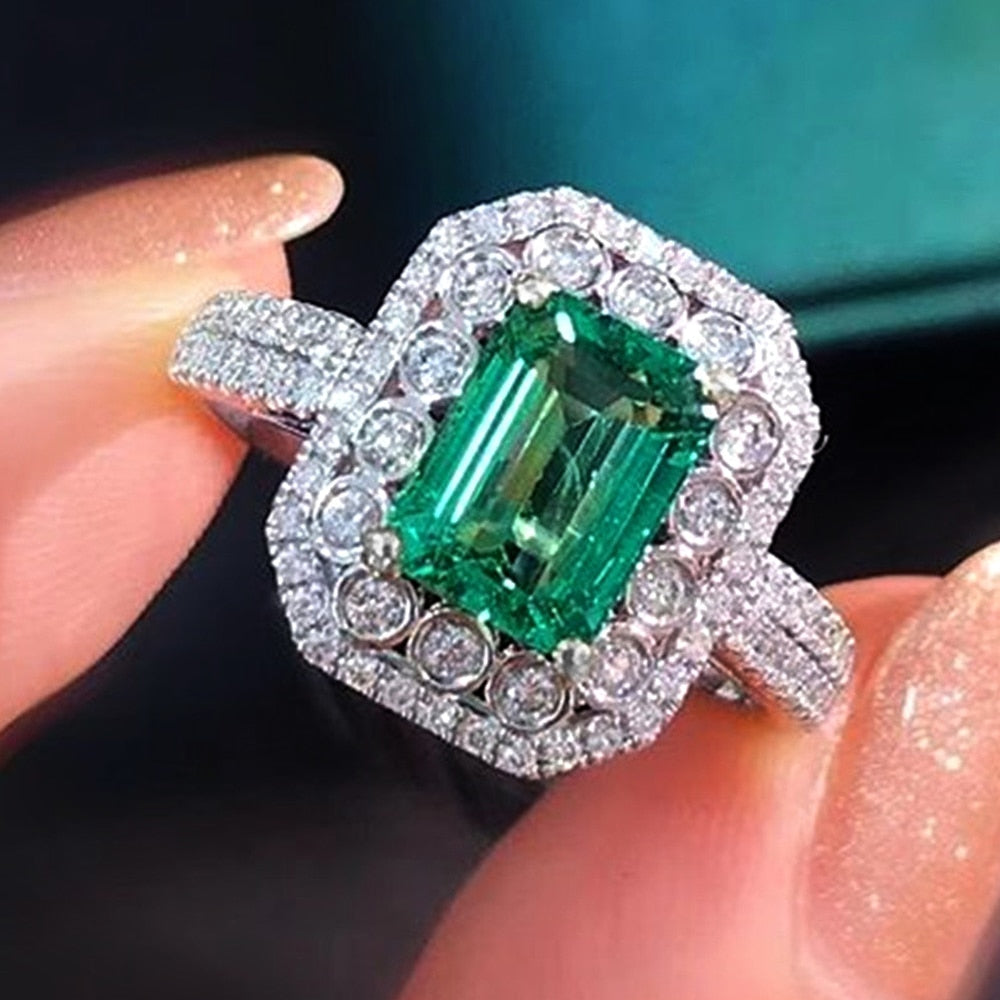 New Design Green Cubic Zirconia Rings Women Wedding Ceremony Party Luxury Fashion Finger Accessories Brilliant Jewelry