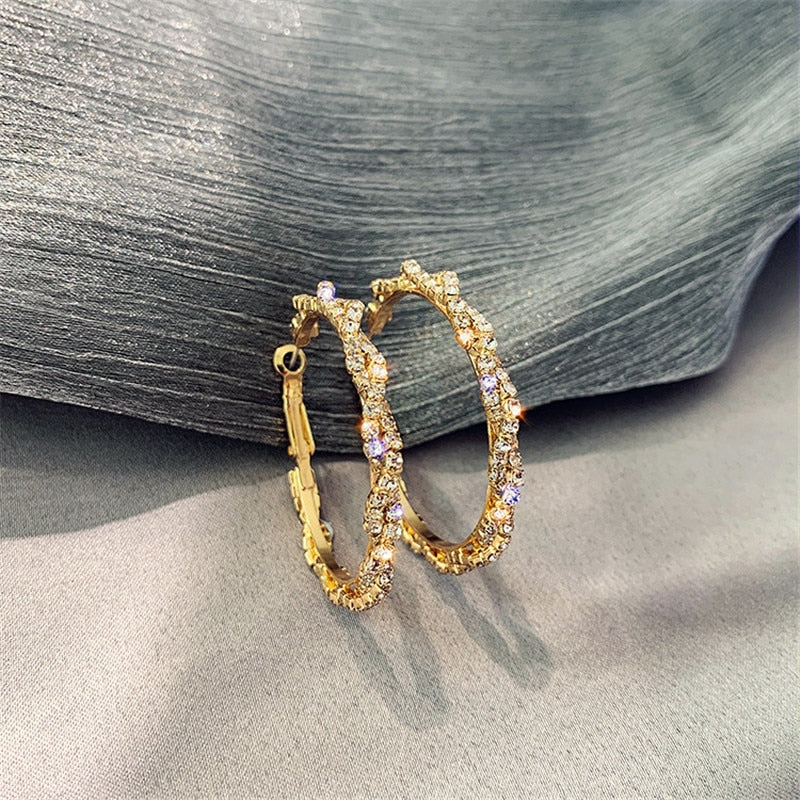 Round Hoop Shiny Screw Crystal Earrings, Style JLRE1702